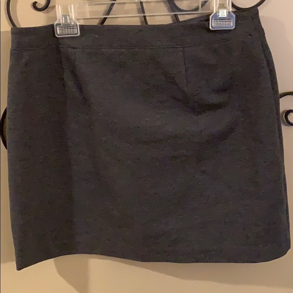 White House Black Market a-line skirt w/zipper - Picture 2 of 3